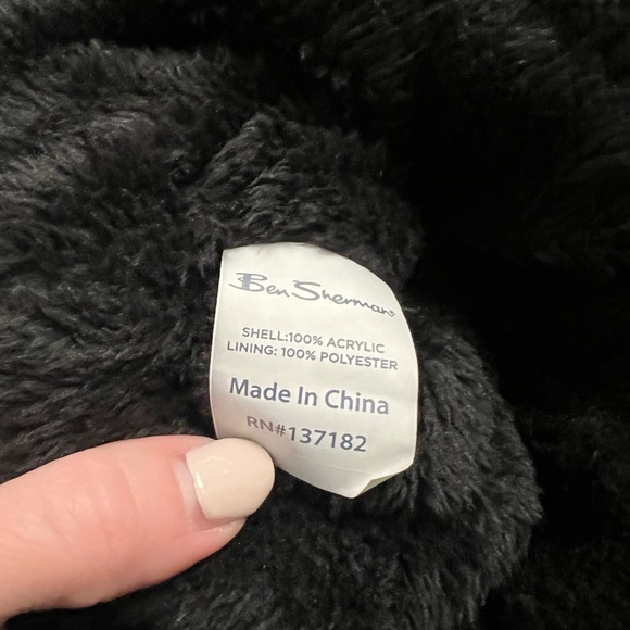 Ben Sherman Beanie - Picture 4 of 4